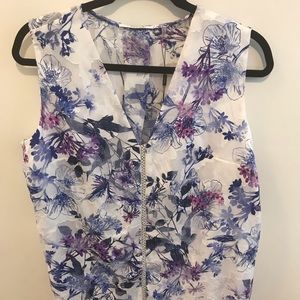 NWT T Tahari blouse